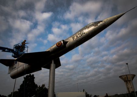F-104 cleaning