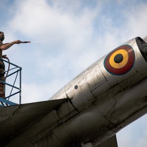 F 104 Starfighter cleaning Peer  26 
