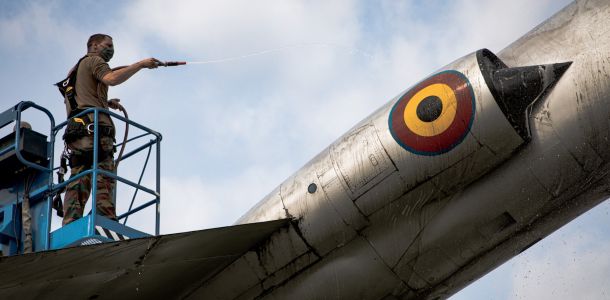 F 104 Starfighter cleaning Peer  26 